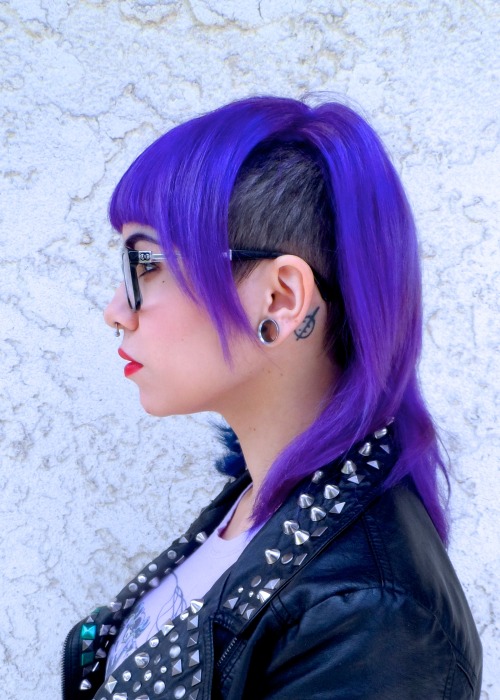 callmeagentv:  Hi. Yes. I am quite fond of my spiffy new hair. ^_^ 