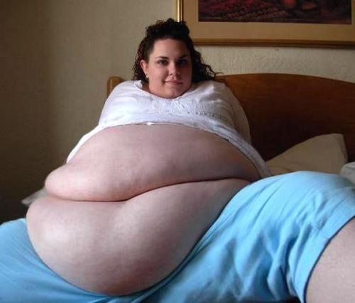 http://supersizebbw.tumblr.com/post/86783492677