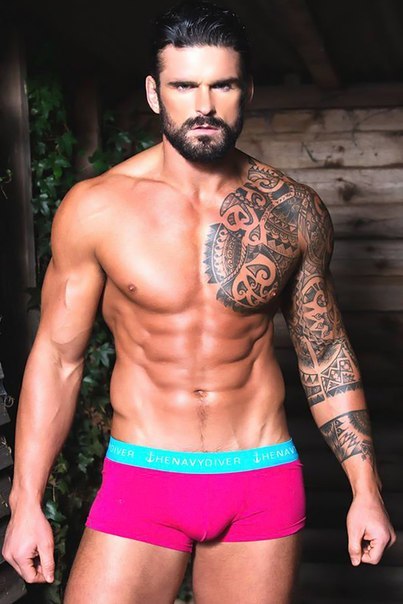 Stuart Reardon for The Navy Diver. So Hot!