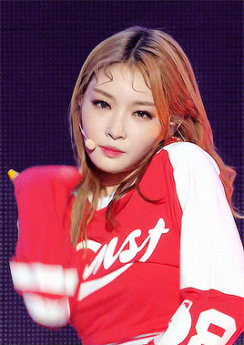 Chungha + Performances: 170624 / Why Don’t You Know