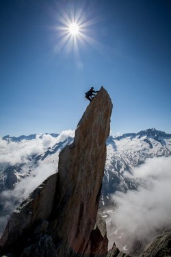 xtremerhd:  Sense of accomplishment… #climbing #rockclimbing