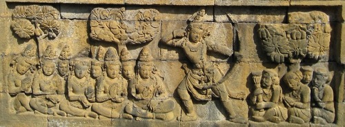 Relief with buddhist theme (Jatakas or Buddha´s previous life), Borobudur, Java, photo by Anandajoti