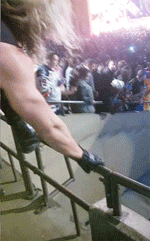hiitsmekevin:Seth Jumps From The Crowd, Different Angles