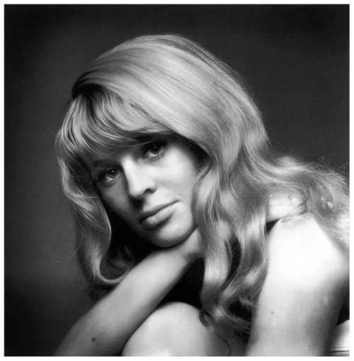 ladiesofthe60s:Julie Christie photographed by Melvin Sokolsky, 1964