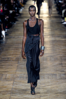 larastonestits:  Ataui Deng at Damir Doma, Spring/Summer 2011