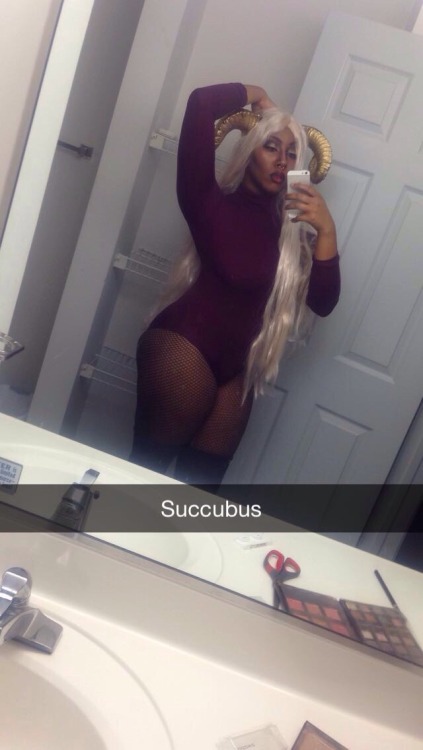 whitegirlsaintshit:happy halloween