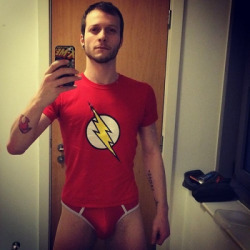 tcufrogsno1:  Super Gay Super Heroeshttp://tcufrogsno1.tumblr.com/  J - oh or I could wear something like this to a convention haha