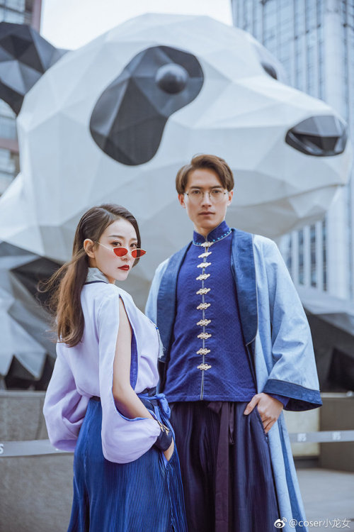 dressesofchina:modern hanfu  and majia jacket from 华裳九州 models:  @宫寒Ghan ,c