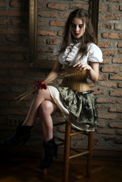 steampunk-girl:  Steampunk Girl http://steampunk-girls.blogspot.com/