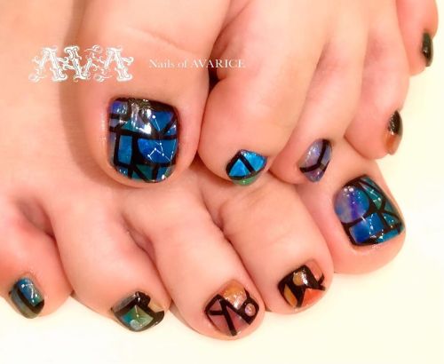 2H Produced toe nails #フットネイル Artist @hee____work ※コロナウィルス対策を実施しながら営業中※ ご予約☞ HPよりweb予約も承っております！ E-