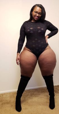 hugetittycommittee:  shoenough24:  thickebonygirls:Thunder thighs #thickqueen  You thick sister, just thick. He would be 4th of July in our house everyday.   Lord Jesus 