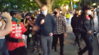 kropotkindersurprise:July 22, 2020 - Portland mayor Ted Wheeler joined the protests confronting the 