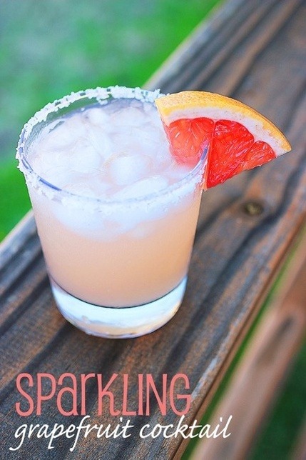 Sparkling Grapefruit Cocktail