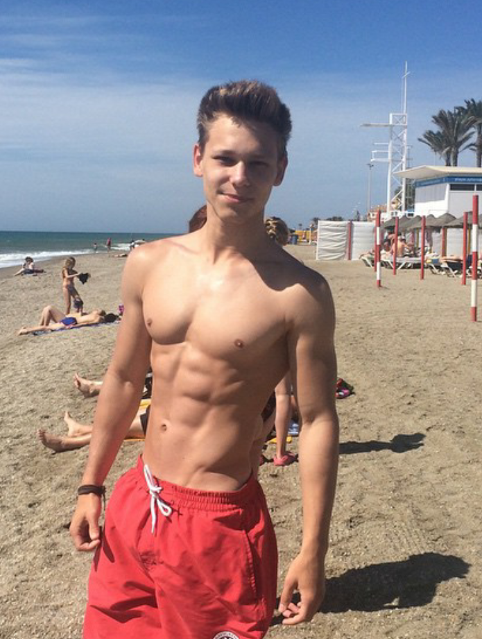 MUSCLBOY