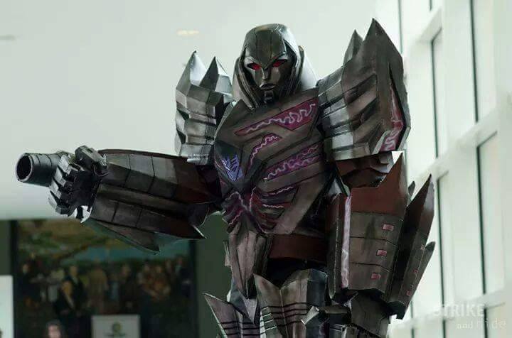 cosplay-gamers:  Transformers - Megatron Cosplay by Mike Hagy Photos by Wizard World