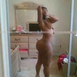 wackpanther:  Damn, thick as fuck.