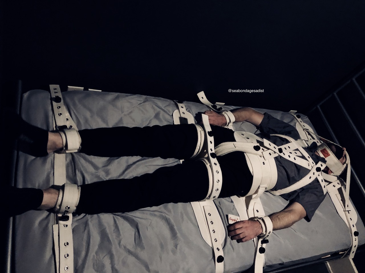 wrappedtightsr: seabondagesadist:  Yet more fun with my beloved Segufix…  This