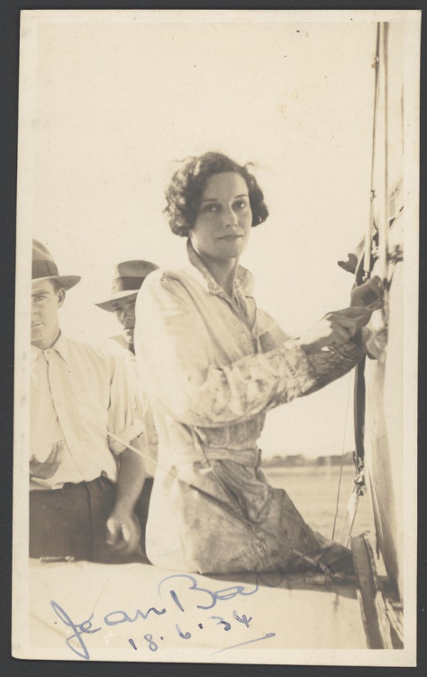 mudwerks: Portrait of Jean Batten (by National Library of Australia Commons) Jean Batten (1909–1982)