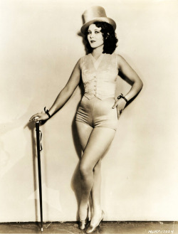 creepingirrelevance:  Raquel Torres, 1929 