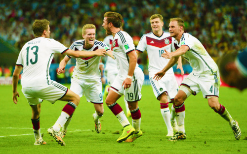 hey-key:  The winning goal of World Cup 2014 - Mario Götze (113’) - Germany 