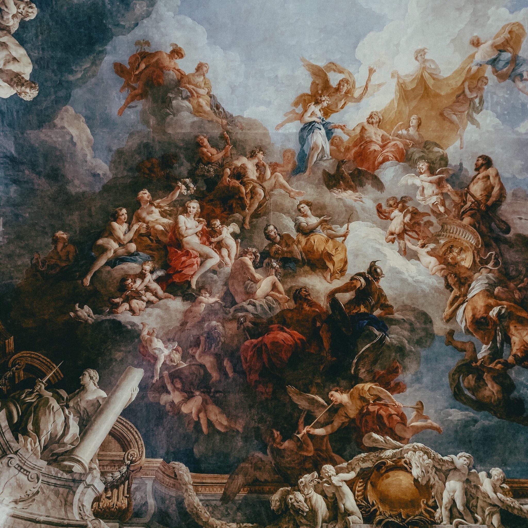 plavalaguna:      The Apotheosis of Hercules, ceiling painting by François Lemoyne.  Palace of Versailles  (ph. Adrianna Geo). 