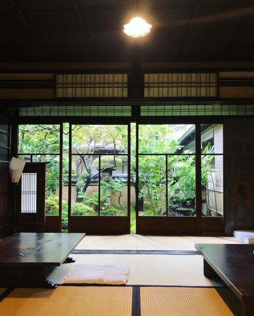 河道屋養老庭園 [ 京都市左京区 ] Kawamichiya Yoro Garden, Kyoto の写真・記事を更新しました。 ーー俳優・勝新太郎も好んだ、明治時代創業の蕎麦処築約150年の屋敷から