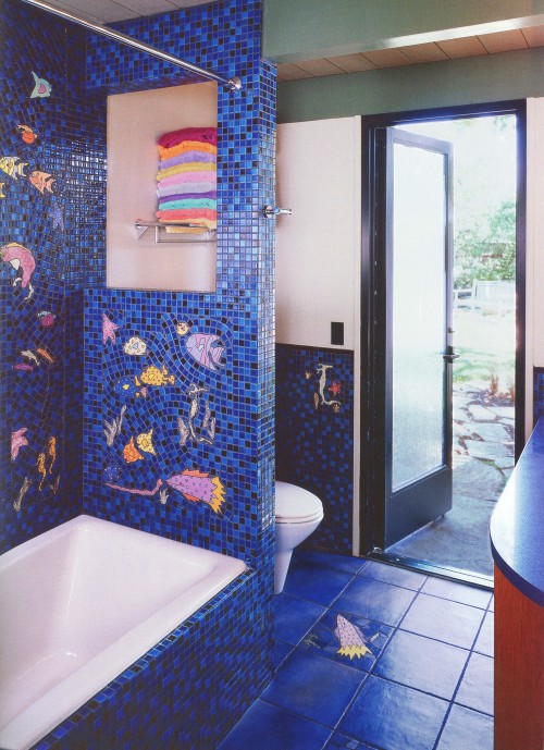 newwavearch90:‘Aquarium Bath’ by Arnold Mammarella & Marcy VoyevodScanned from ‘Before and After
