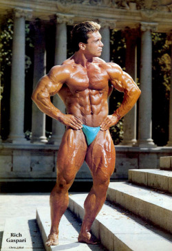 mitos:  Rich Gaspari by Chris Lund (via)