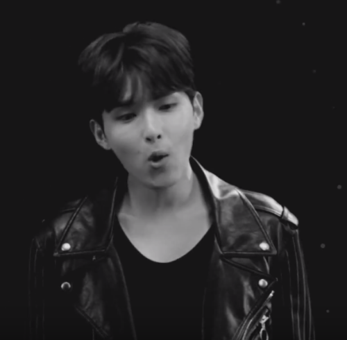 바다 X 려욱_Cosmicso handsome in leather jacketmiss you so much