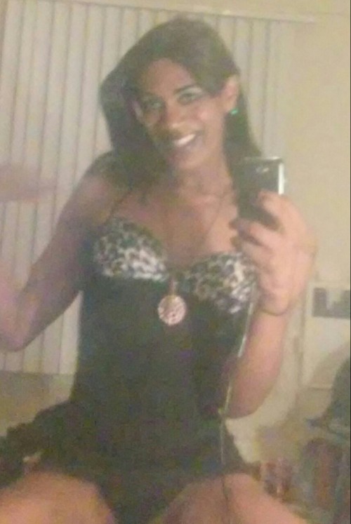 sexyanyway:  Me in all my glory lol  Recycle adult photos