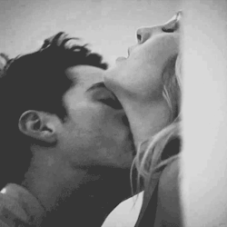 loversareeverywhere:  LOVE BLOG &lt;3