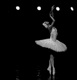 mariatallchief: Ekaterina Kondaurova performs The Dying Swan (x)