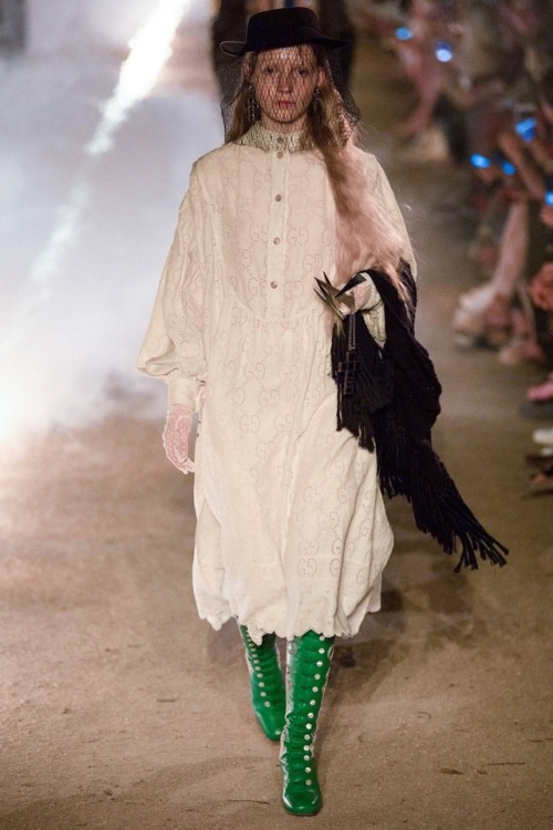 sequinsandsatin:Gucci - Resort 2019