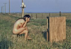 ayearoferewhon: “Watching TV In a field near Crows Landing, Stanislaus County, California, April 14, 1968 (by klk)” 