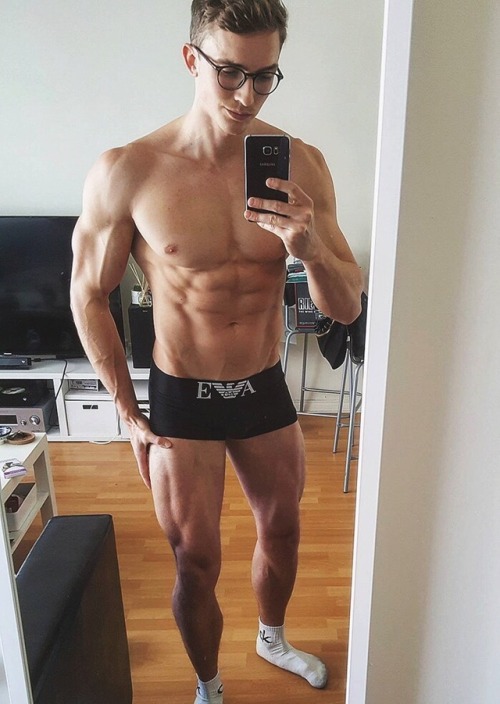 thelifeofxxx:David McDiarmid jfpb