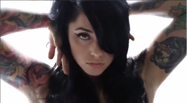 radeo-suicide-girl:  Siempre bella