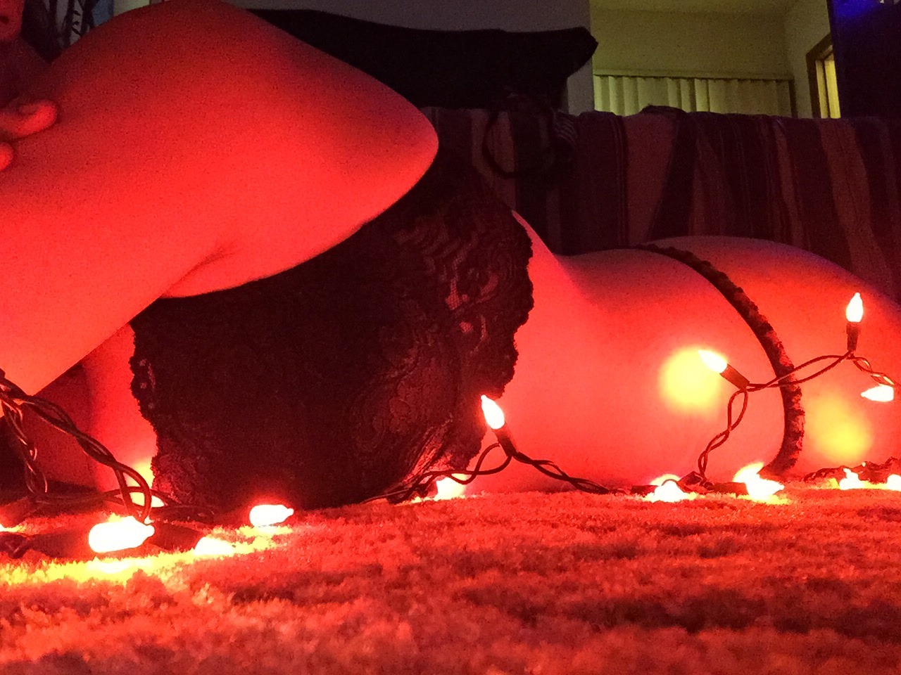 cant-do-da-heist-heists-a-crime:  To excited for Halloween so I brought my night