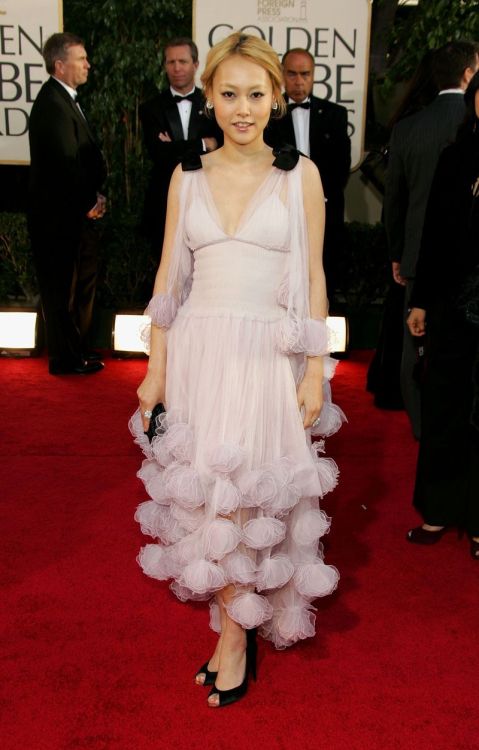 The Golden Globes Red Carpet in 2007 #takemeback