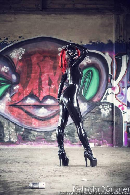 Model - Starfucked Photo by Belinda BartznerCatsuit from mad duck designs Latex Facto