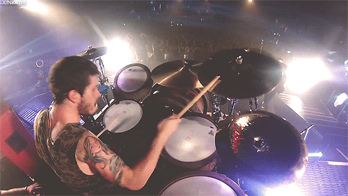 obi-wanker-nobi:  memories-of-lifestyle:  Alex Shelnutt of A Day To Remember :D  There aren’t enough