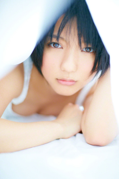 Under The Sheets - Erina Mano (真野恵里菜) 