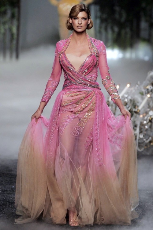 modelmofos:  Linda Evangelista @ Christian Dior Haute Couture F/W 2005-06, Paris