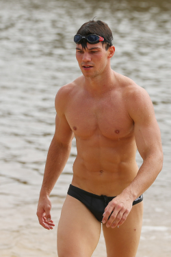 hotfamousmen:    Jaeger O'Meara  