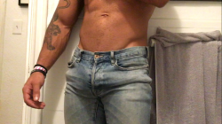 lefackelmayer:  Bulgin in these jeans, always a struggle to fit without showing everyone my junk haha   For this vid and many others, shoot me an email at thefackelmayer@gmail.com for info