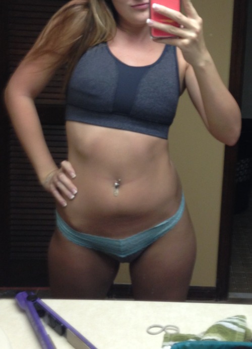 dickandcarly:  After class working out!  Grrrrr …. - Carly xoxo dickandcarly.tumblr.com