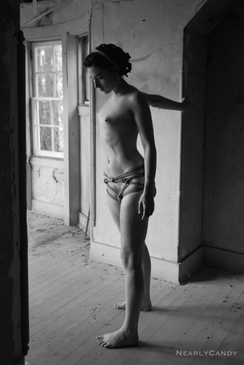 nearlycandy:  Stretching.  Model: LainaV 