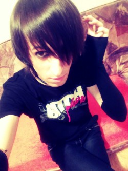 Emo Boi Me D: