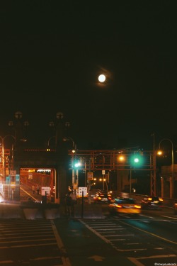 now-youre-cool:  Supermoon over New York