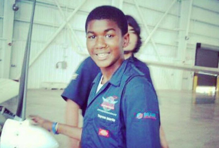 brownnesscrew:  Happy birthday Trayvon. We miss you.