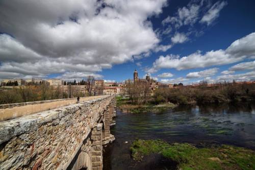 Salamanca, from the Roman bridge #Salamanca #Roman #bridge #landscape #14mm (at Salamanca, Spain)